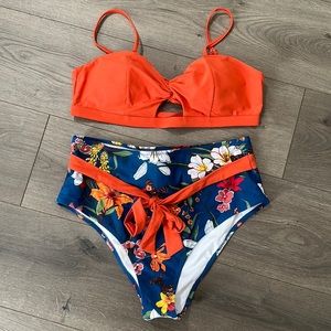 NWT Orange & Floral Twist Bikini